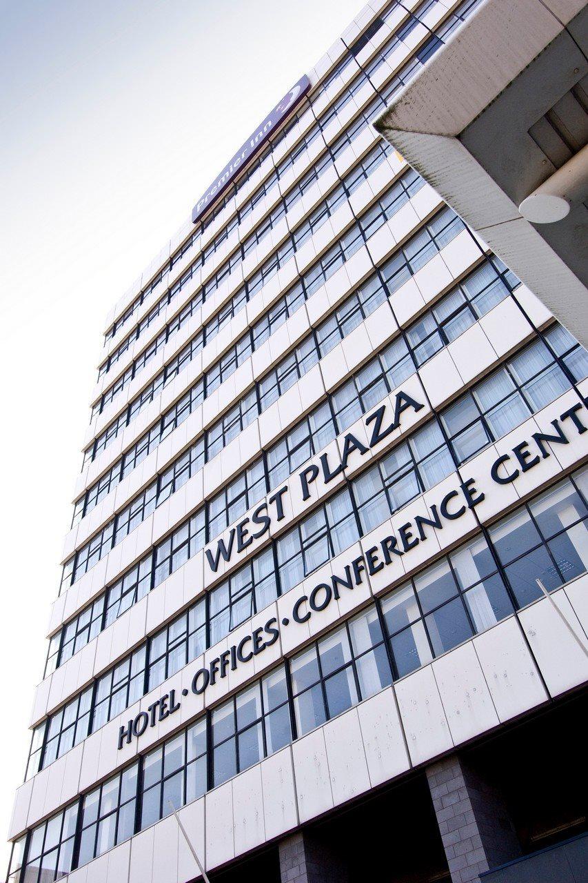 Premier Inn West Bromwich Central Exterior foto